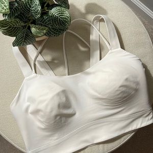 Lululemon: Like A Cloud Longline Bra